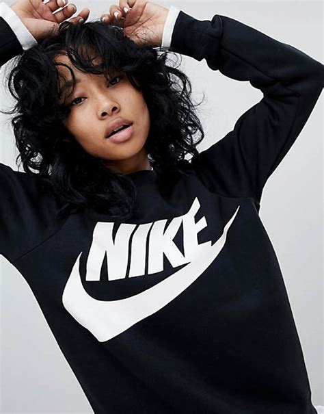 nike rally schwarzes sweatshirt mit großem futura logo|Schwarze Nike Rally online .